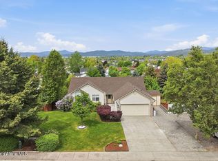 2413 N Stagecoach Dr, Post Falls, ID 83854