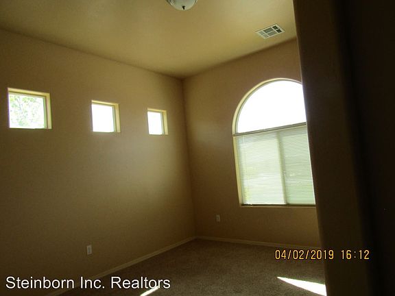 3rd image of 5842 Coyote Flats St