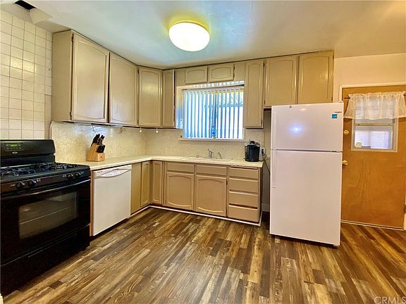 5th image of 8615 Milton Ave