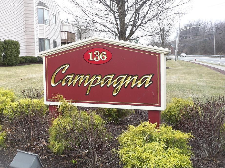 55+ Community in the heart of Montville