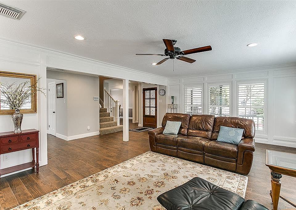 1st image of 11910 Quail Creek Dr