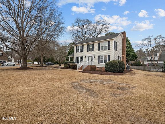 3rd image of 4221 Winding Branches Drive