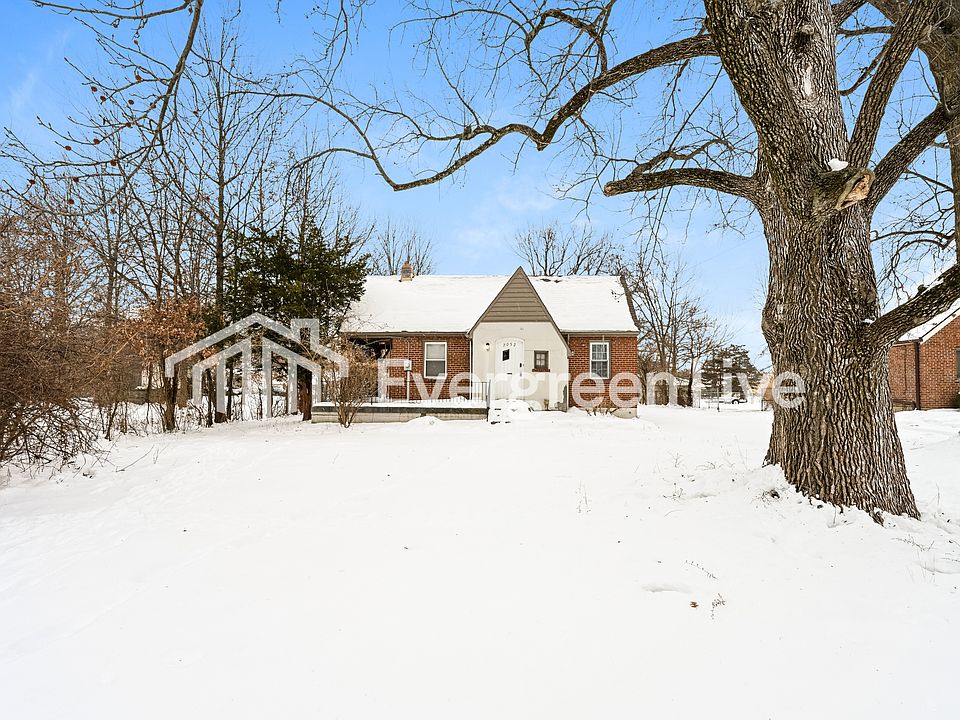 1st image of 7052 Clovernook Ave