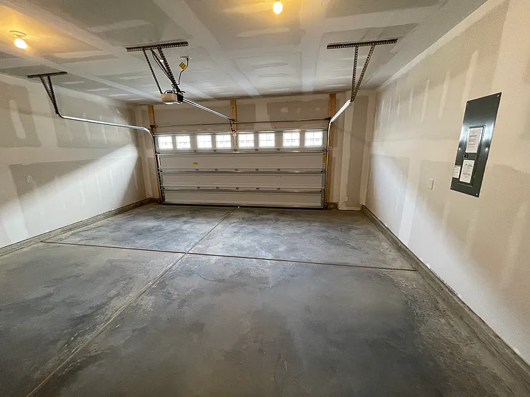 1408 Irving Hill Dr — Photo 36