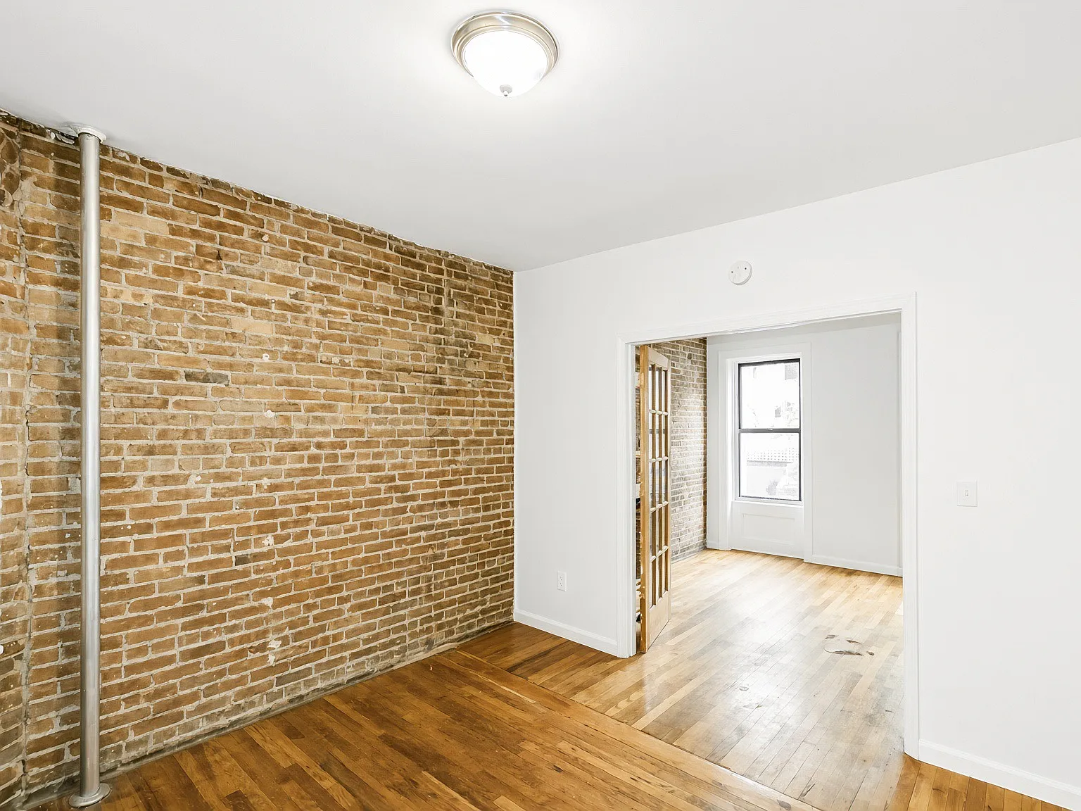 405 West 49th Street — Photo 4