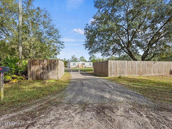 3rd image of 2077 CANDLEWOOD Court