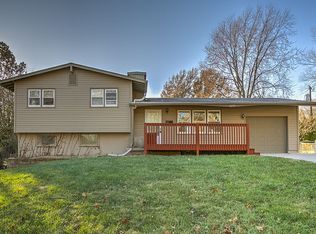6202 N Olive St, Gladstone, MO 64118
