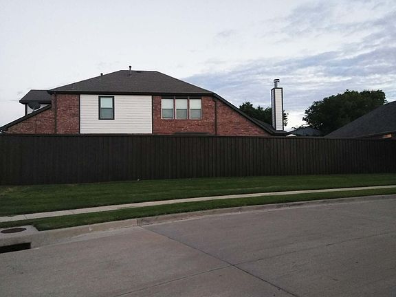 New 8ft capped privacy fence