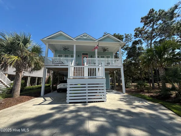 148 NW 4th Street, Oak Island, NC 28465