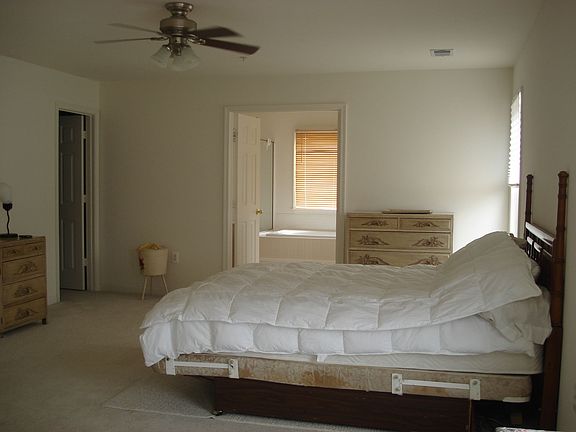 Master bedroom 2