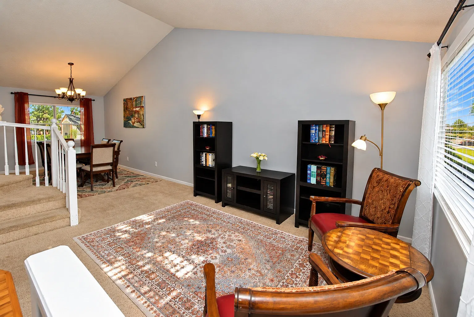 4 bed, 2.5 bath, 2305 sqft, $2,450 — Photo 4