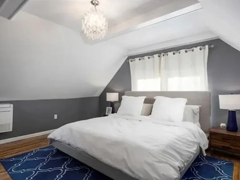 84 Manchester Pl #LOWER — Photo 14