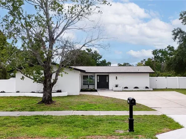 7811 47th St N, Pinellas Park, FL 33781