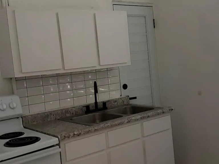 1140 Calle Avila Urb La Rambla #D — Photo 1