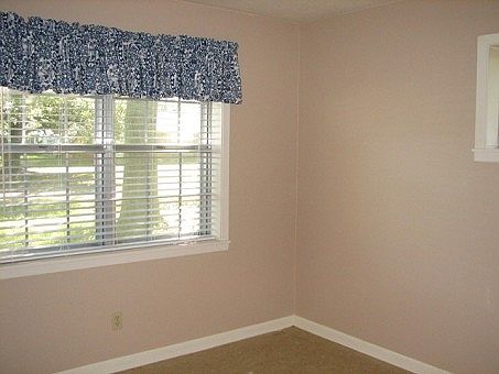 4th image of 204 Jan Lea Dr
