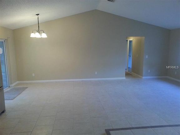 3rd image of 2051 Wallingford St