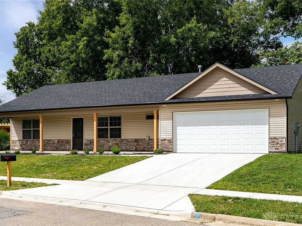 1st image of 896 Louise Dr