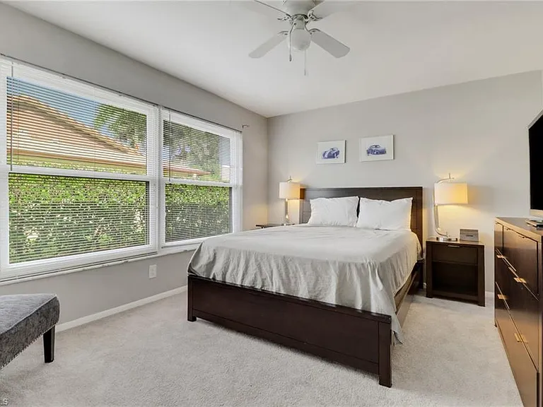 4556 Lakewood Blvd — Photo 12