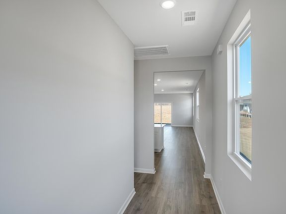 3rd image of 7131 Lang Ave