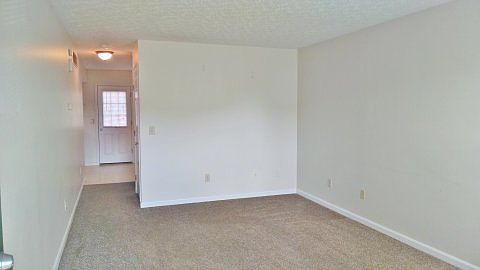 2nd image of 60 Deer Haven Ct