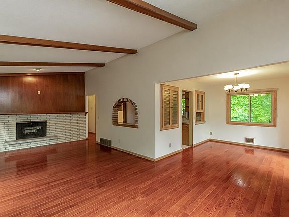 5th image of 508 E 130th St