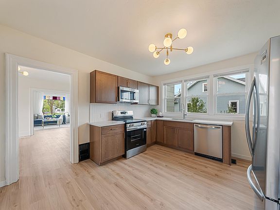 2nd image of 410 Naymut St
