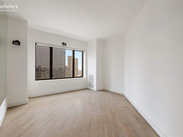 425 East 58th Street image 7 of 10