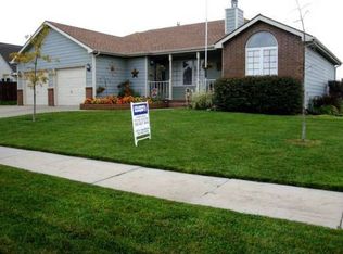 2953 Ray Ave, Salina, KS 67401