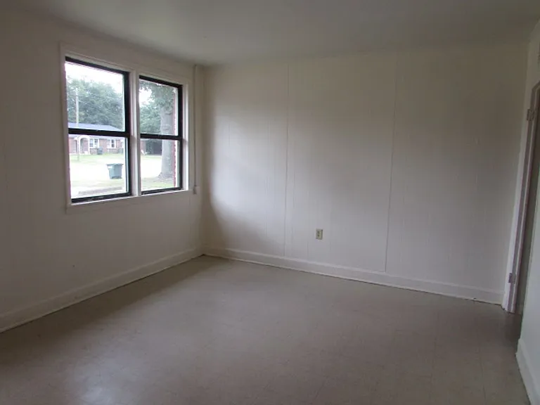 135 Highland Ave #A-B — Photo 3