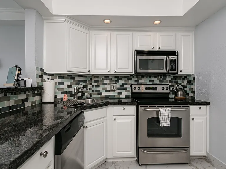 3700 Galt Ocean Dr #804 — Photo 15