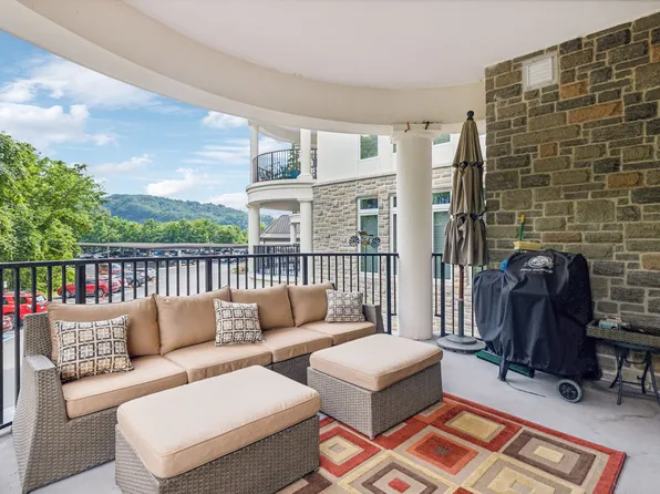 400 Warioto Way APT 201, Ashland City, TN 37015