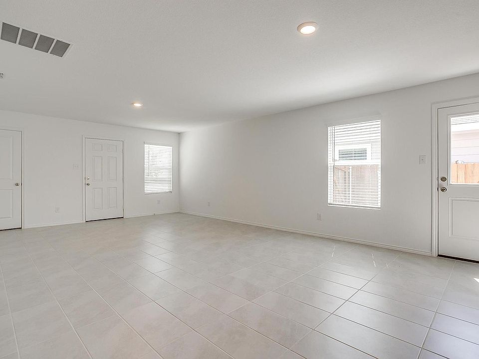 1st image of 3608 Kinglet Ct