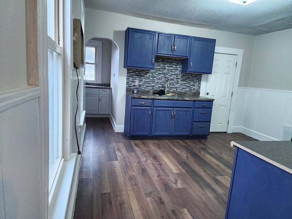 1st image of 402 Park St #1