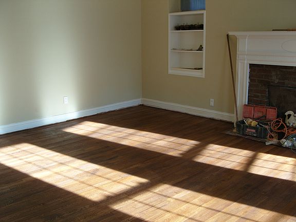 4th image of 709 Greenwood Ave