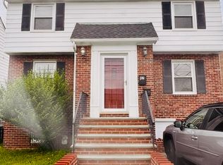 47 Aqueduct Ave #B, Yonkers, NY 10704