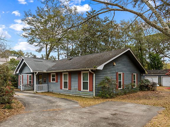 4th image of 679 King St