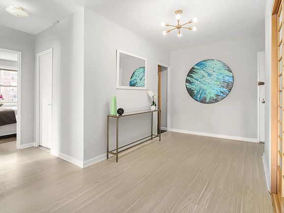 4th image of 345 W 58th St APT 9-C