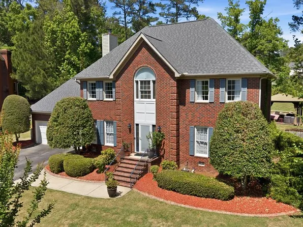 108 Centepede Ct, Greenwood, SC 29649