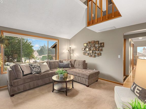 3rd image of 2431 Southslope Way