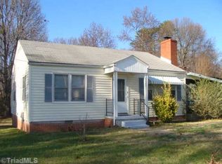 2425 Lees Chapel Rd, Greensboro, NC 27405