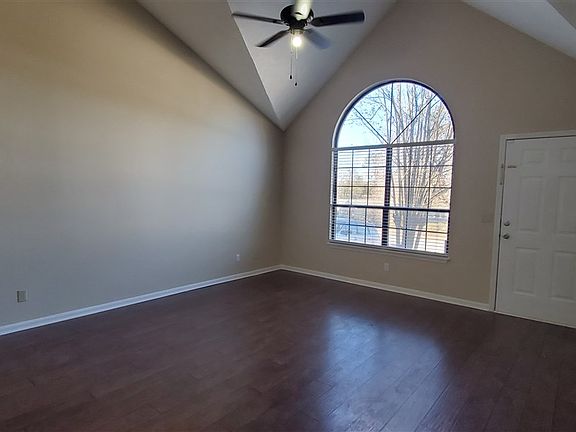 2nd image of 118 Wrights Mill Cir