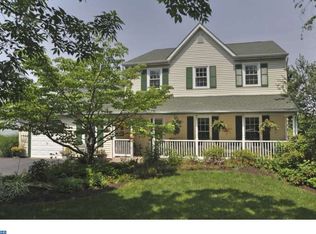 112 Forest Trail Dr, Lansdale, PA 19446