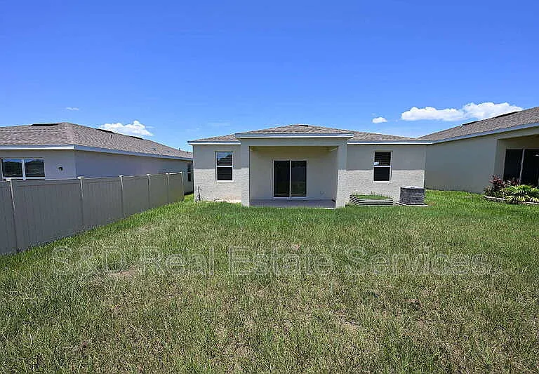 685 Crown Rose Dr — Photo 30