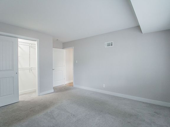 4th image of 2385 Ridgecrest Dr #0