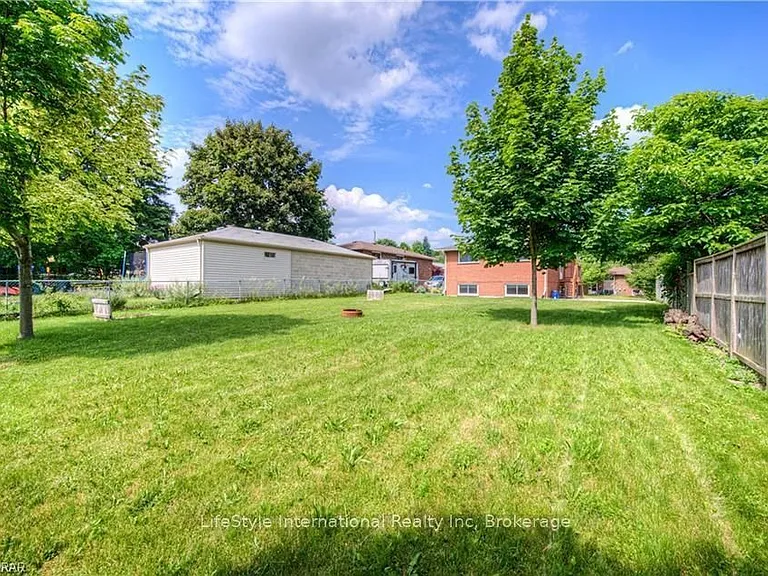 62 Scenic Dr — Photo 17