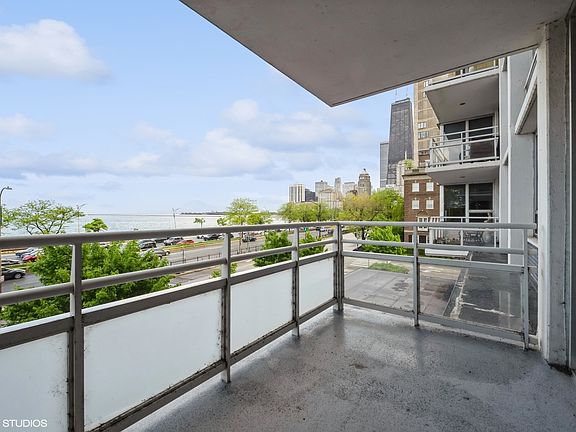 4th image of 1300 N Lake Shore Dr APT 3C