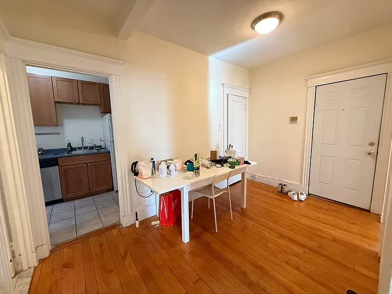 47 Park Vale Ave #5 — Photo 7
