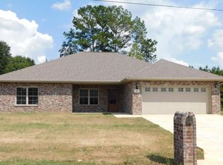205 Barbara Dr #1, Deridder, LA 70634