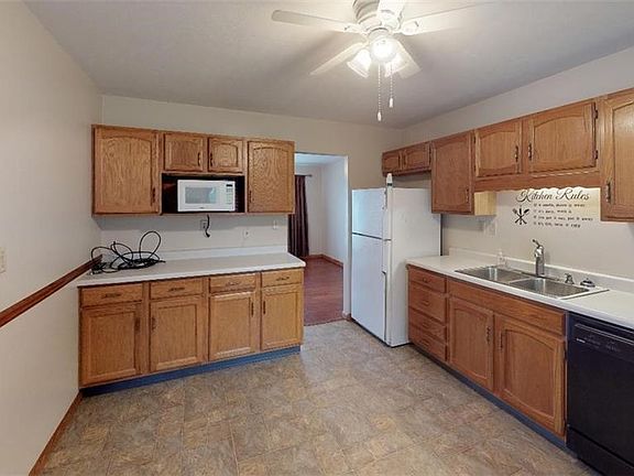Spacious kitchen.