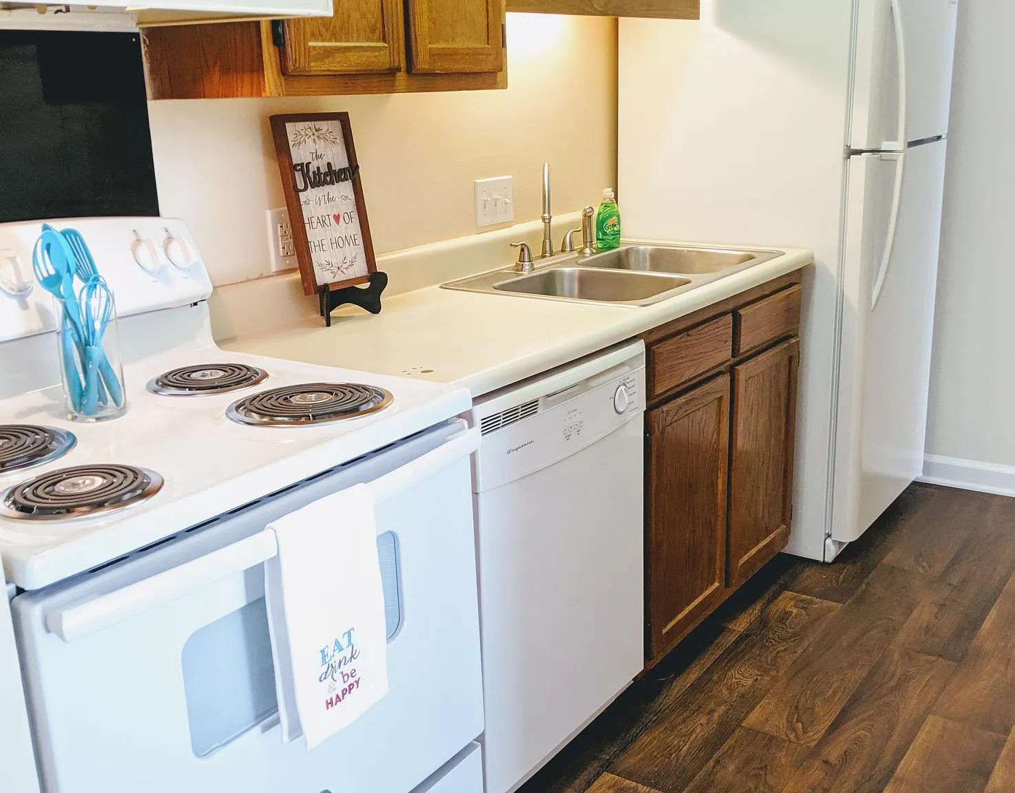 Salem Point Apartments — Photo 4